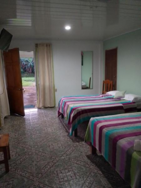 Bijagua Blue Jeans House